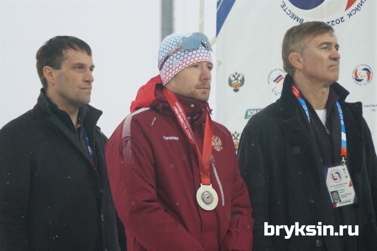 Брыксин: «Наши паралимпийские стреляющие лыжники завоевали золото во всех классах»
