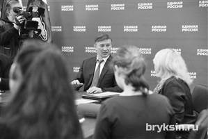 Закреплено право педагогических работников оказывать первую помощь