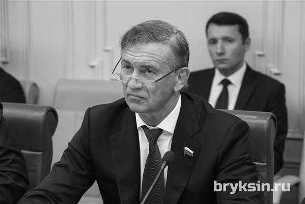 Поправки в Уголовный кодекс позволят пресечь преступления, совершаемые с использованием электронных средств платежа
