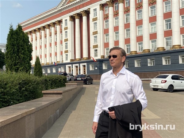 Сенатор РФ Александр Брыксин принял участие в работе 44-ого заседания Курской облдумы