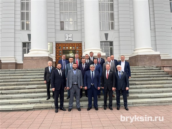 Сенатор РФ Александр Брыксин в Нальчике принял участие в выездном заседании Комитета СФ по экономической политике