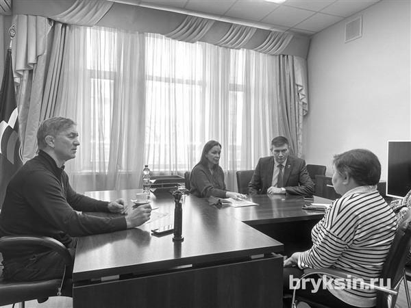 Александр Брыксин провёл личный приём граждан в Курской области