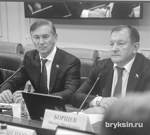 Испытательный срок запретят при поступлении на работу женщин с детьми