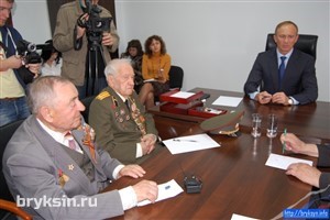 Депутат Госдумы Александр Брыксин встретился с курскими ветеранами Великой Отечественной войны